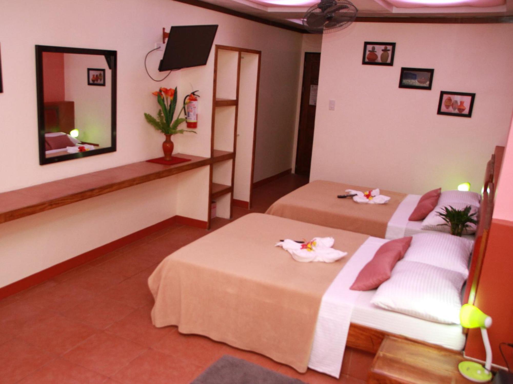 Badladz Beach And Dive Resort Puerto Galera Szoba fotó
