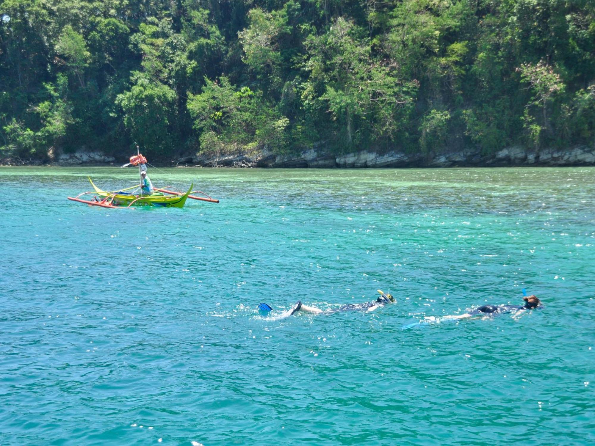 Badladz Beach And Dive Resort Puerto Galera Kültér fotó